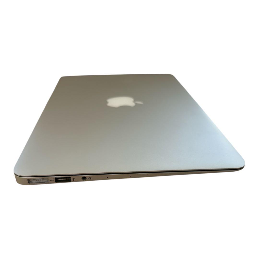 MacBook Air 11インチ 2015 MJVM2J/A 動作未確認
