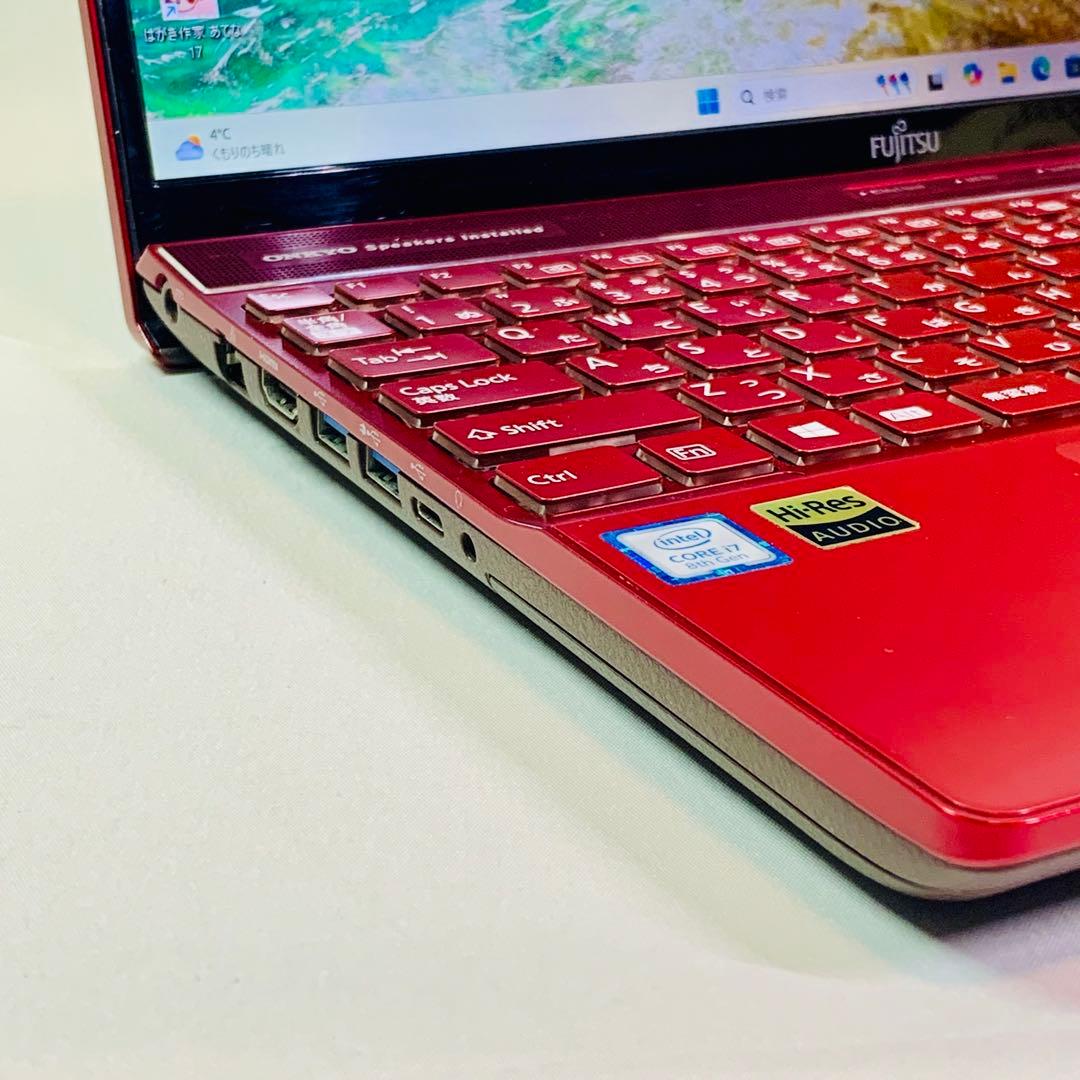 Core i7✨SSD256GB✨16GB✨オフィス✨富士通✨赤✨ノートパソコン