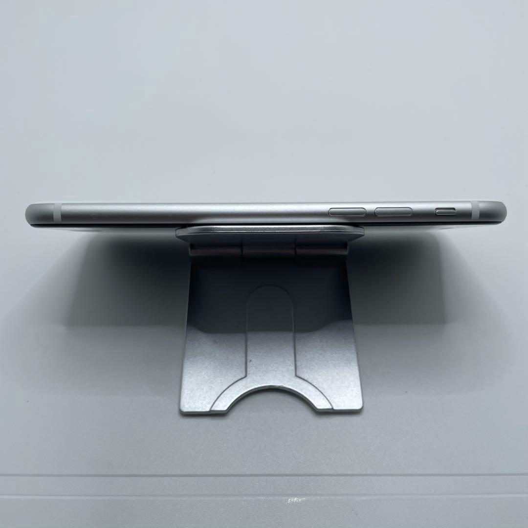 【格安美品】iPhone SE2 64GB simフリー本体 345