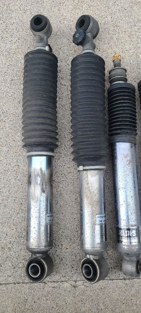 ハイエース 200系 オーリンズショック