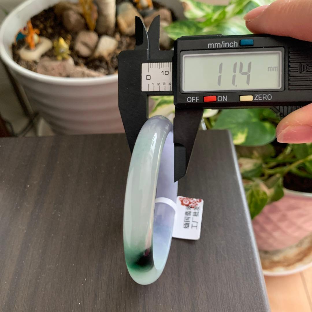 翡翠バングル 氷種翡翠　ラベンダー翡翠　氷種　ヒスイ　飄花　ミャンマー産翡翠