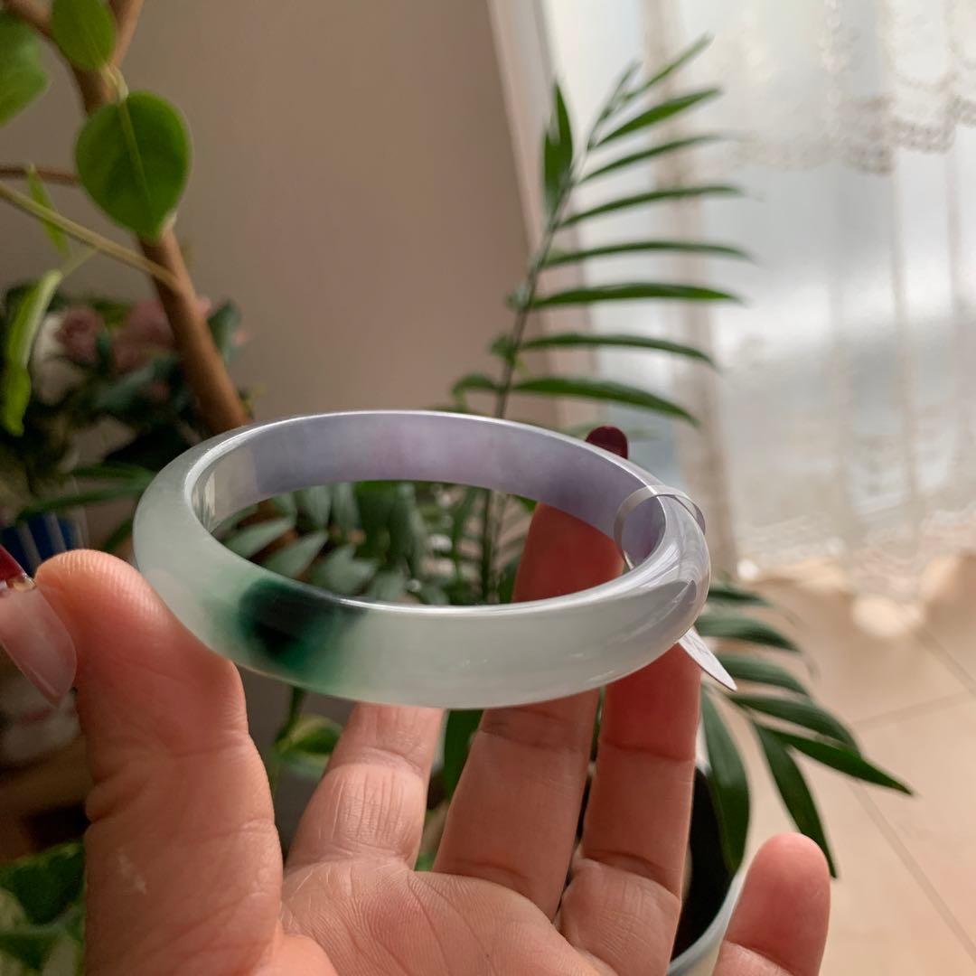 翡翠バングル 氷種翡翠　ラベンダー翡翠　氷種　ヒスイ　飄花　ミャンマー産翡翠