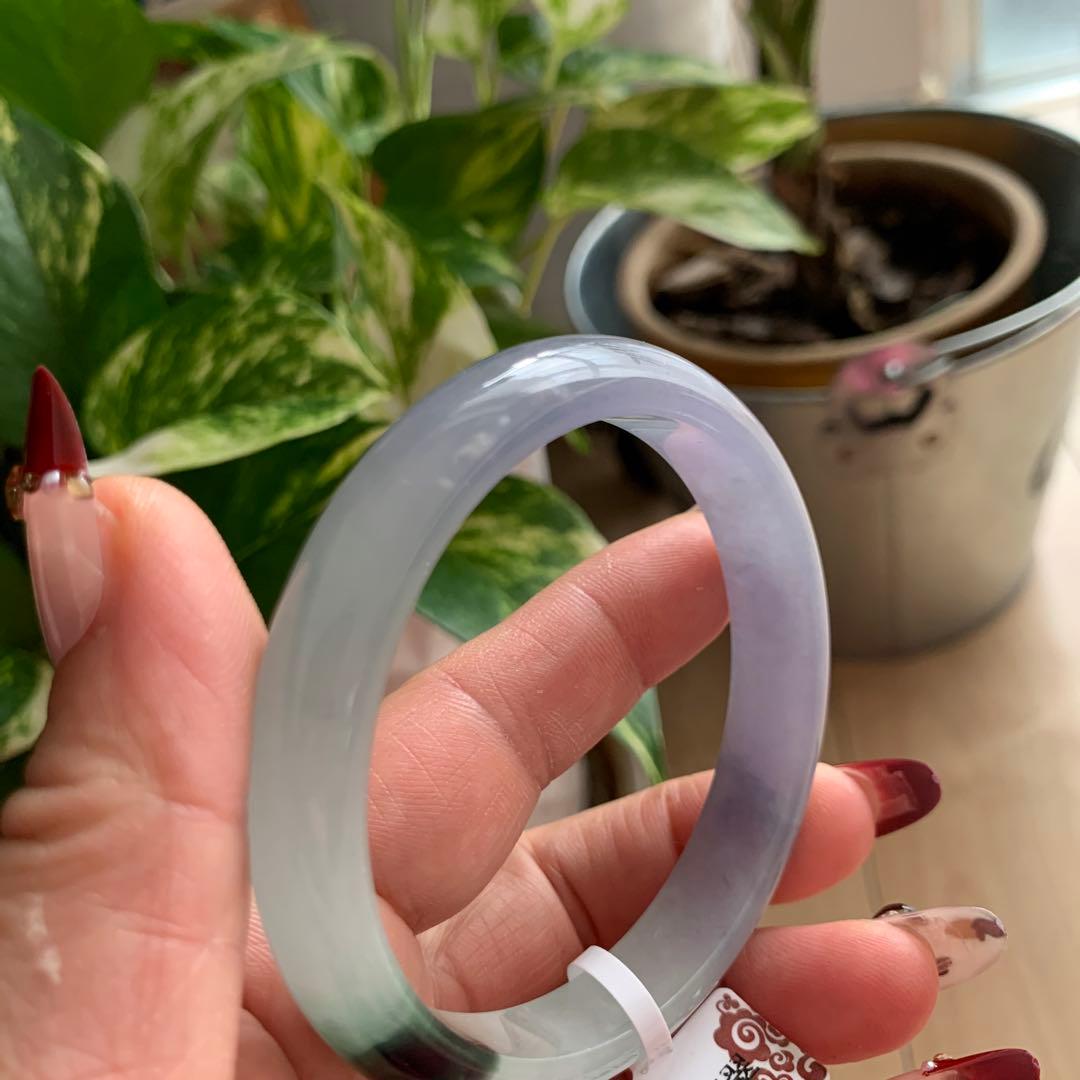 翡翠バングル 氷種翡翠　ラベンダー翡翠　氷種　ヒスイ　飄花　ミャンマー産翡翠