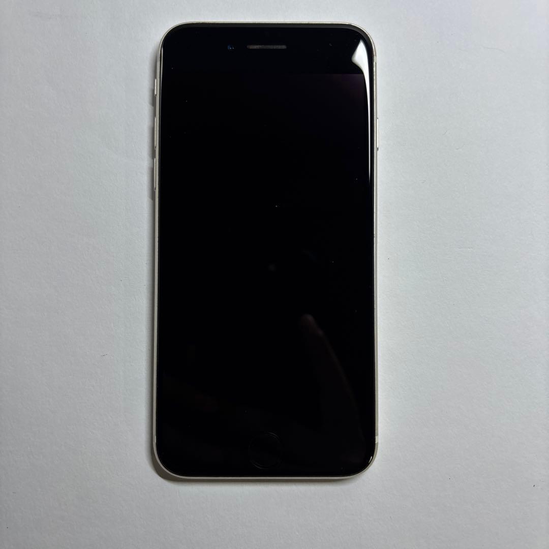 【シムフリー】iPhone SE3 第3世代 64GBスターライト 本体