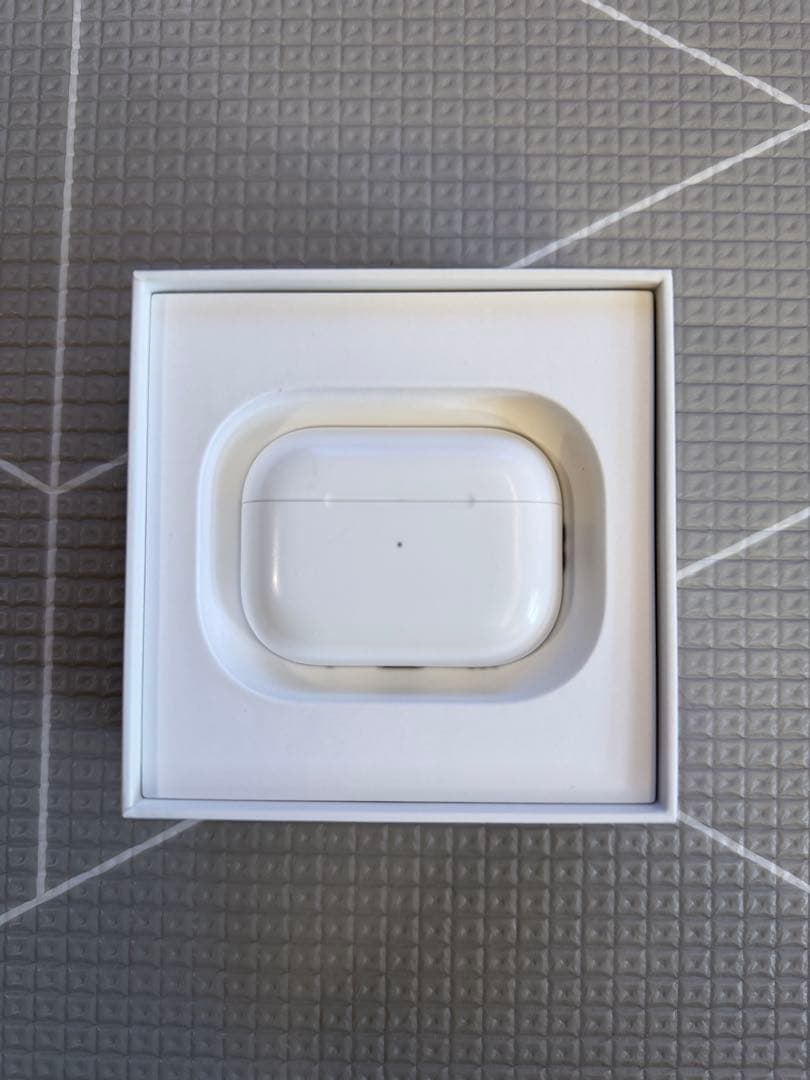 AirPods Pro 2本体 箱 Lightningケーブル イヤチップ付き