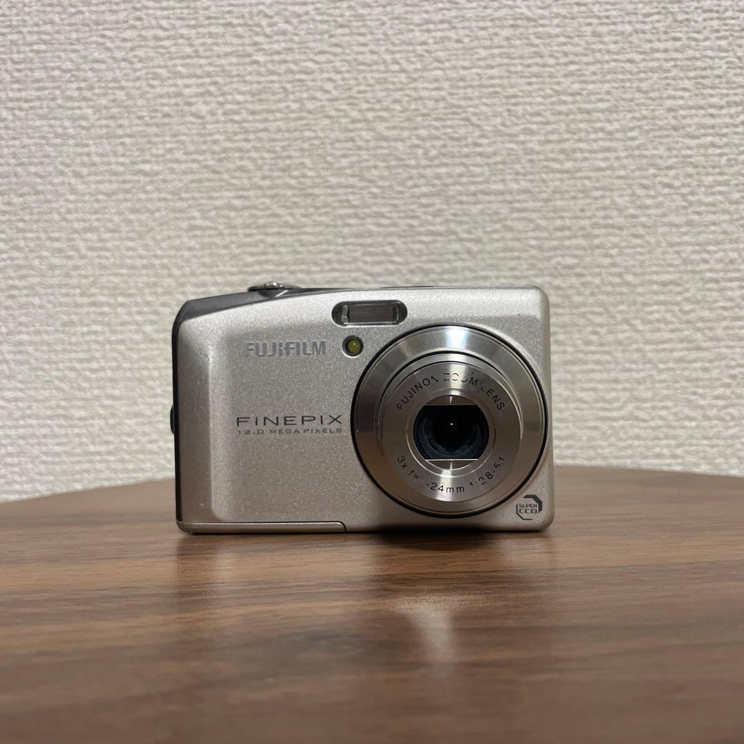 【オールドコンデジ】 FUJIFILM FinePix F60fd