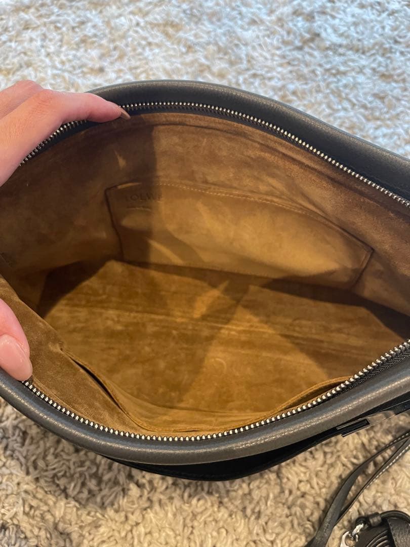 ロエベ　ミッシーバッグ　グレーレザー クラッチバッグ