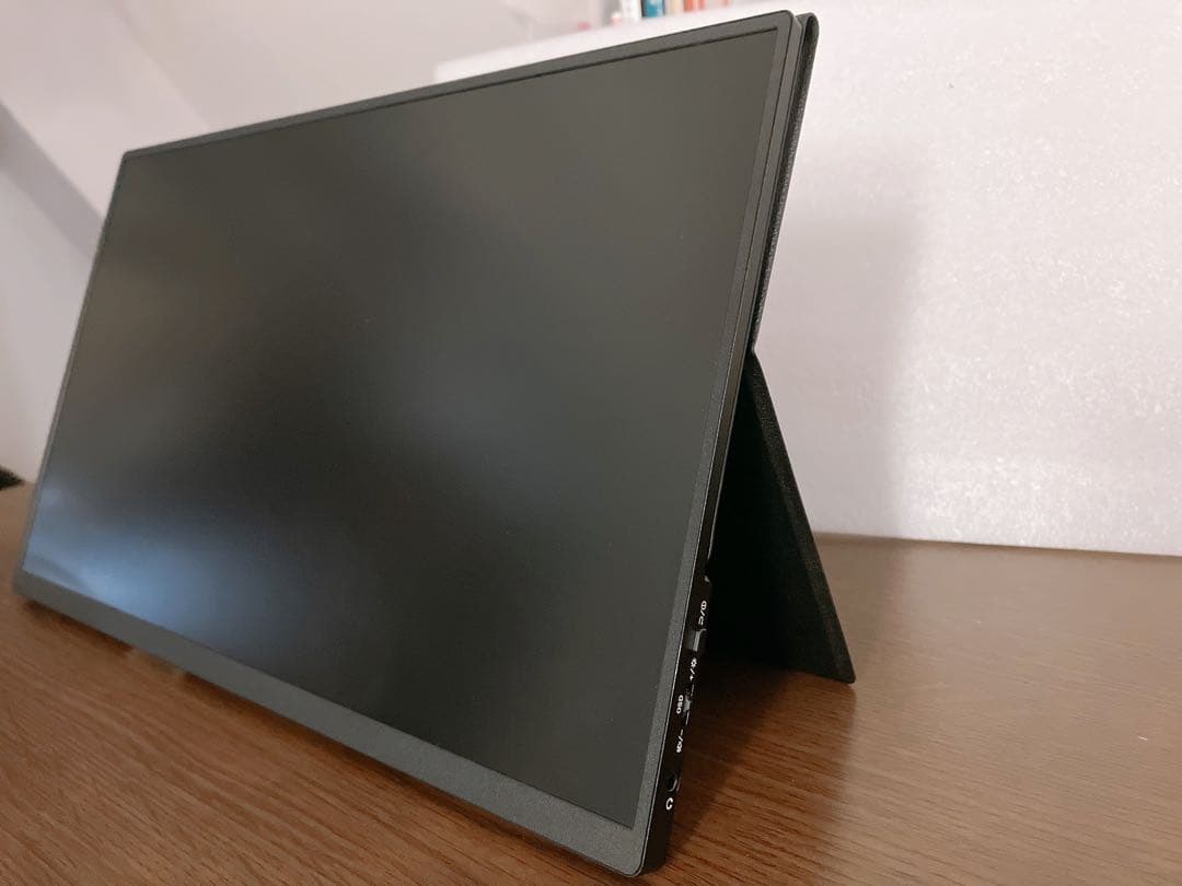 cocopar15.6インチ モバイルゲームモニター　Switchなど