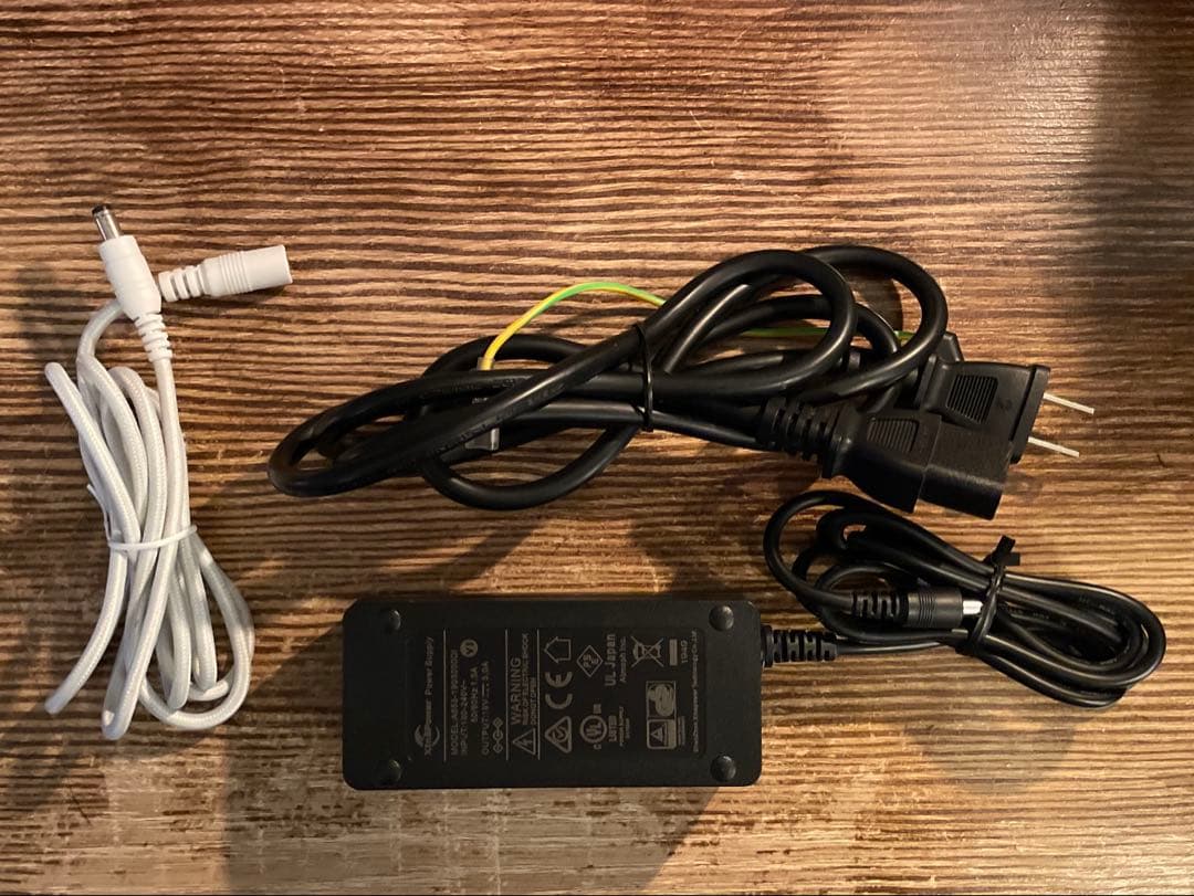 【中古品】Atmoph Window 2 (フレーム破損/LED・リモコン付)