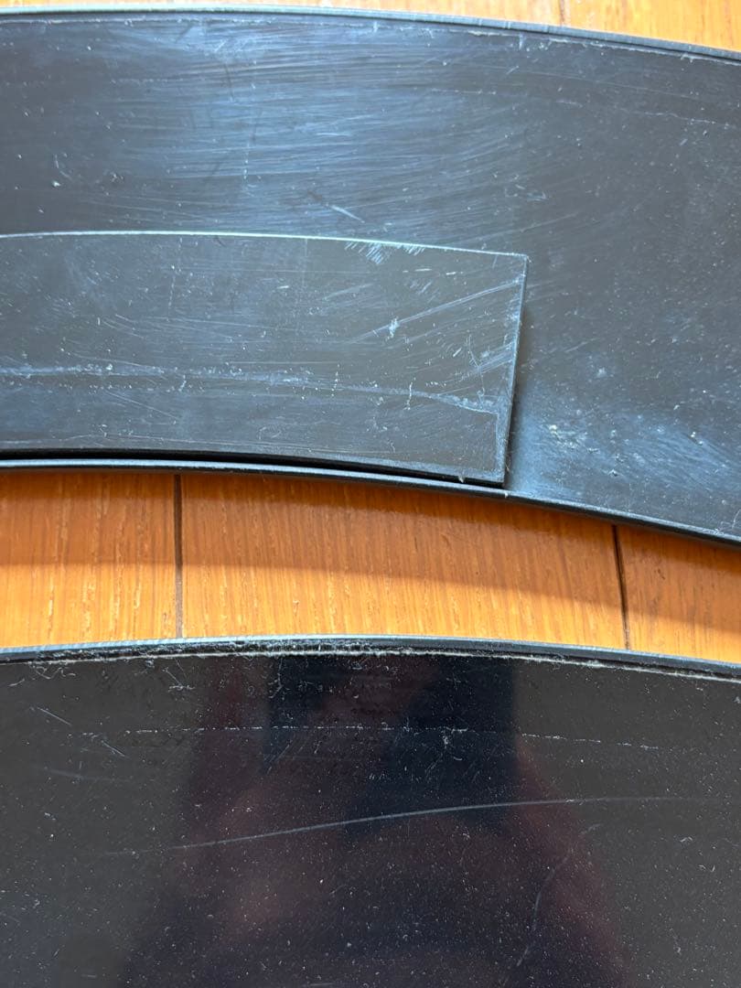 キャラバンNV350用オーバーダウンフェンダートリム