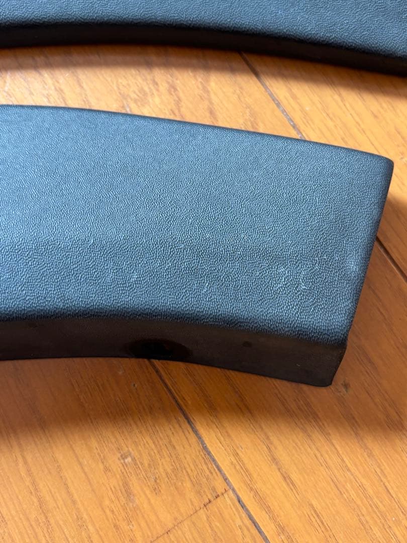 キャラバンNV350用オーバーダウンフェンダートリム