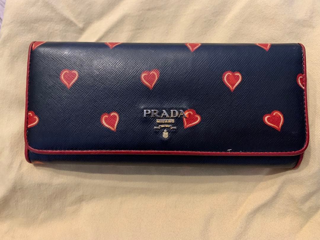 PRADA ハート柄 長財布 ネイビー/レッド