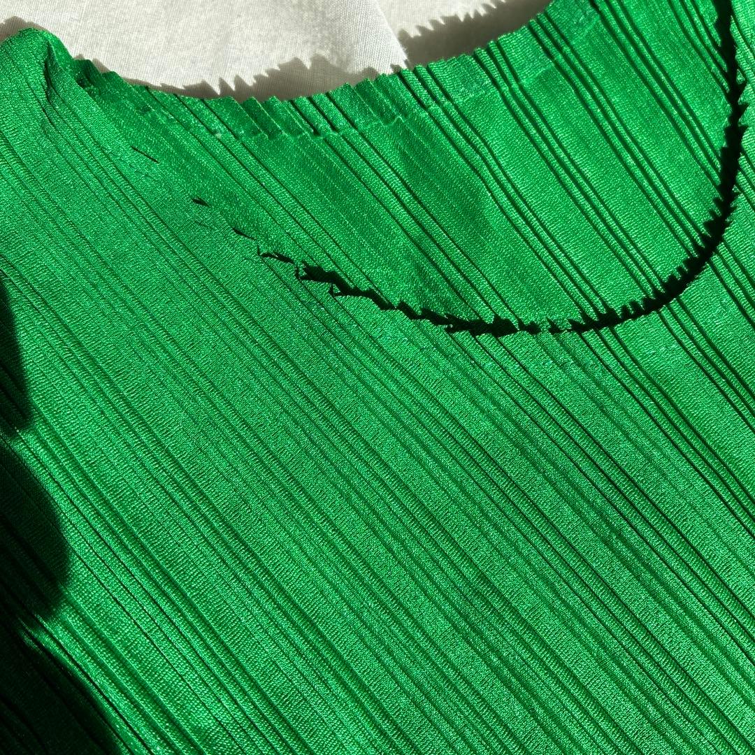 イッセイミヤケ　未使用品　プリーツ加工　長袖トップス