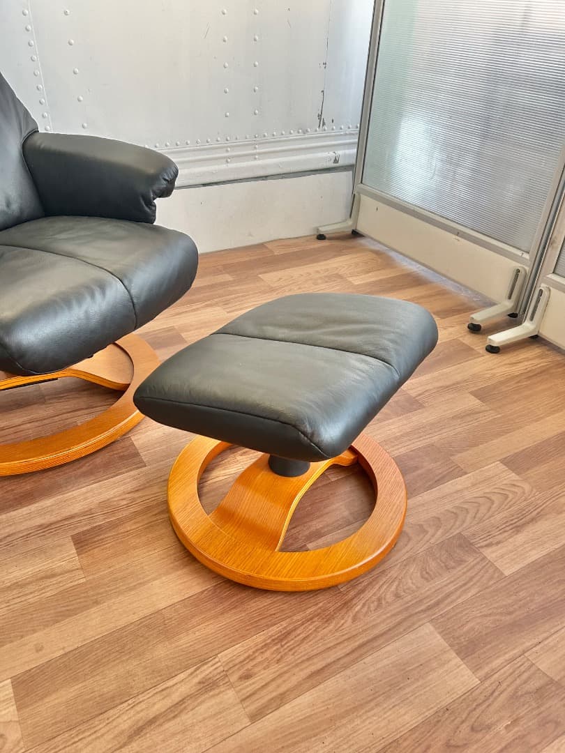 黒　パーソナルチェア　椅子　リクライニング　オシャレ　インテリア　モダン