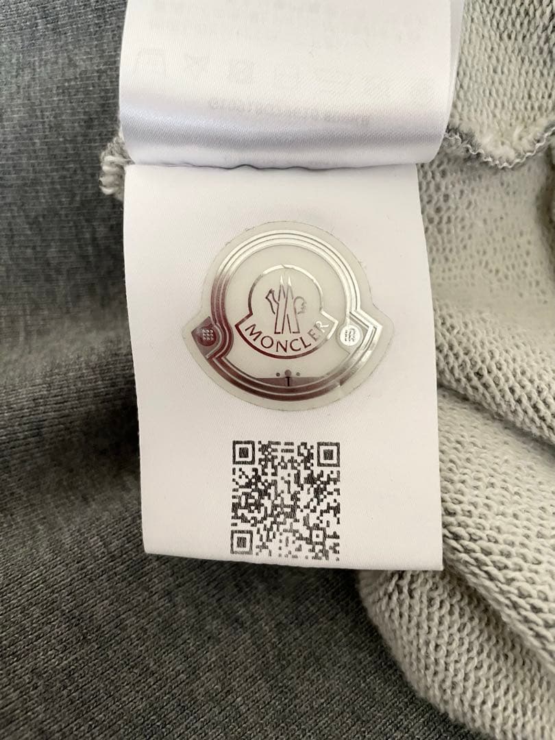 て*つ様 モンクレール　ビッグロゴ刺繍スウェットトレーナー　M 極美品