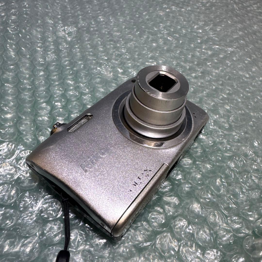 未使用級 Nikon ニコン COOLPIX クールピクス A100