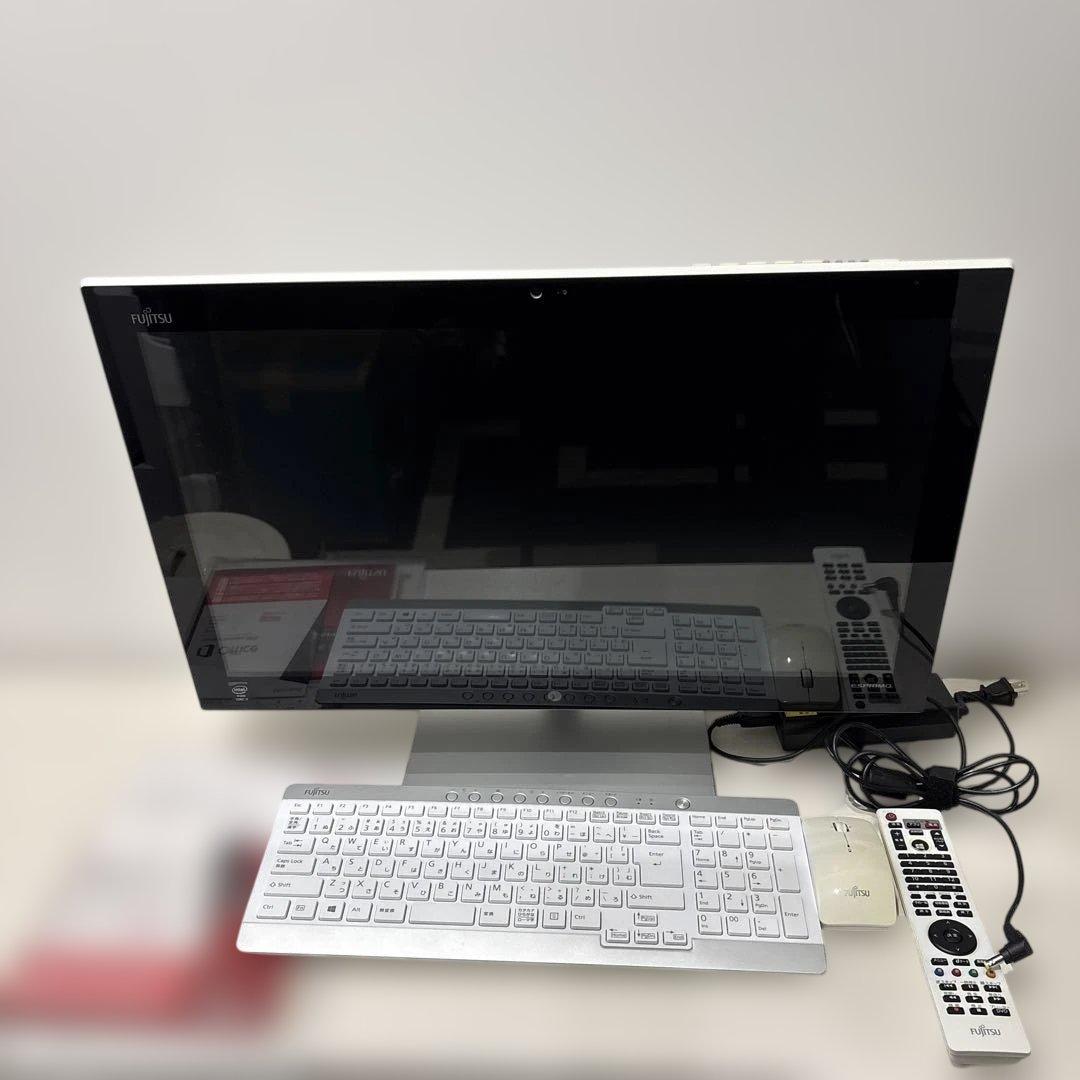 富士通　パソコン　ESPRIMO　FH78/LD FMVF78LDWYジャンク品