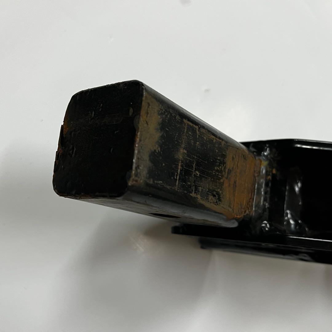 ランクルヒッチメンバー　純正品　日本製ラウンドクルーザー300 トレーラーヒッチ