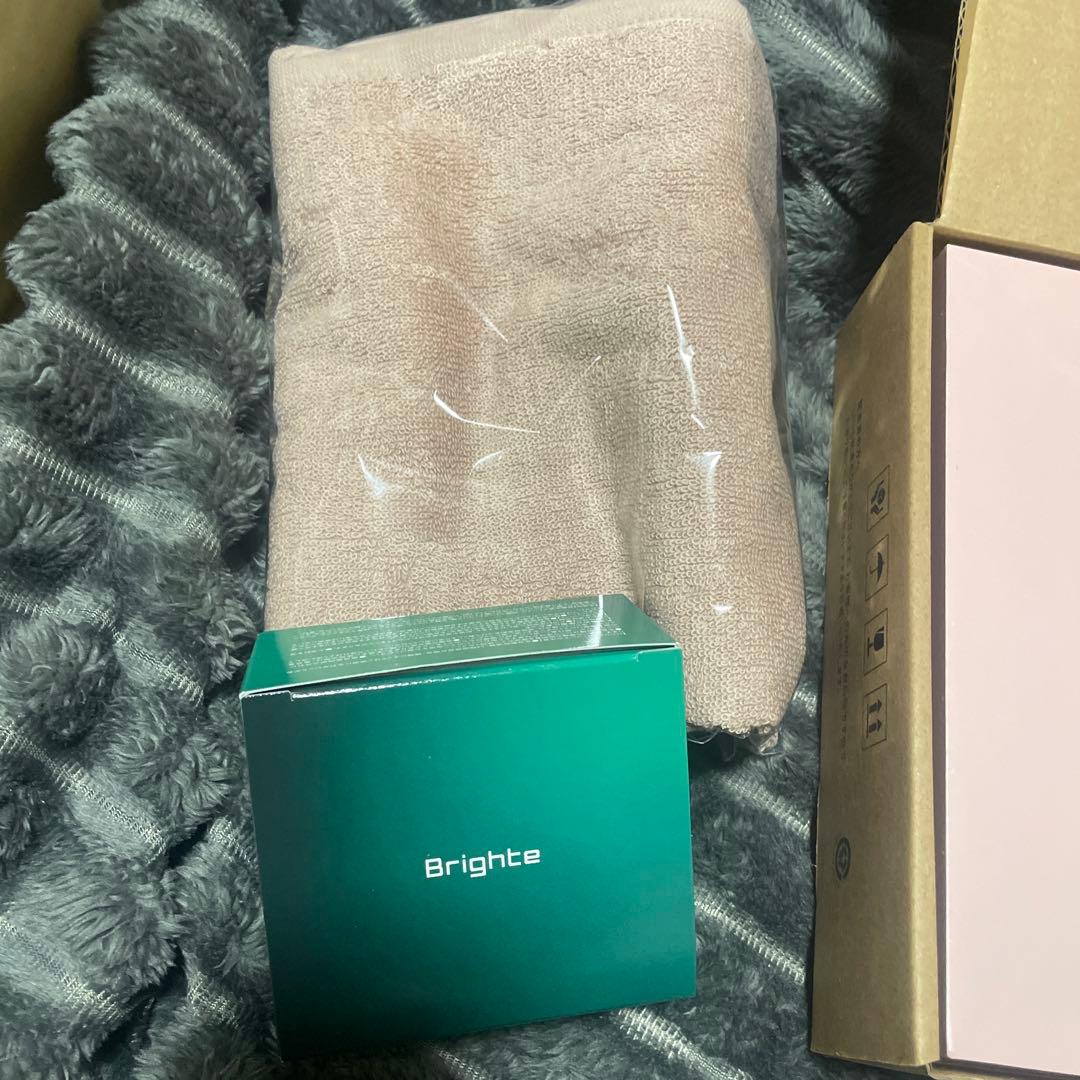 Brightte Lift Mask 美顔器 エレキブラシピンク