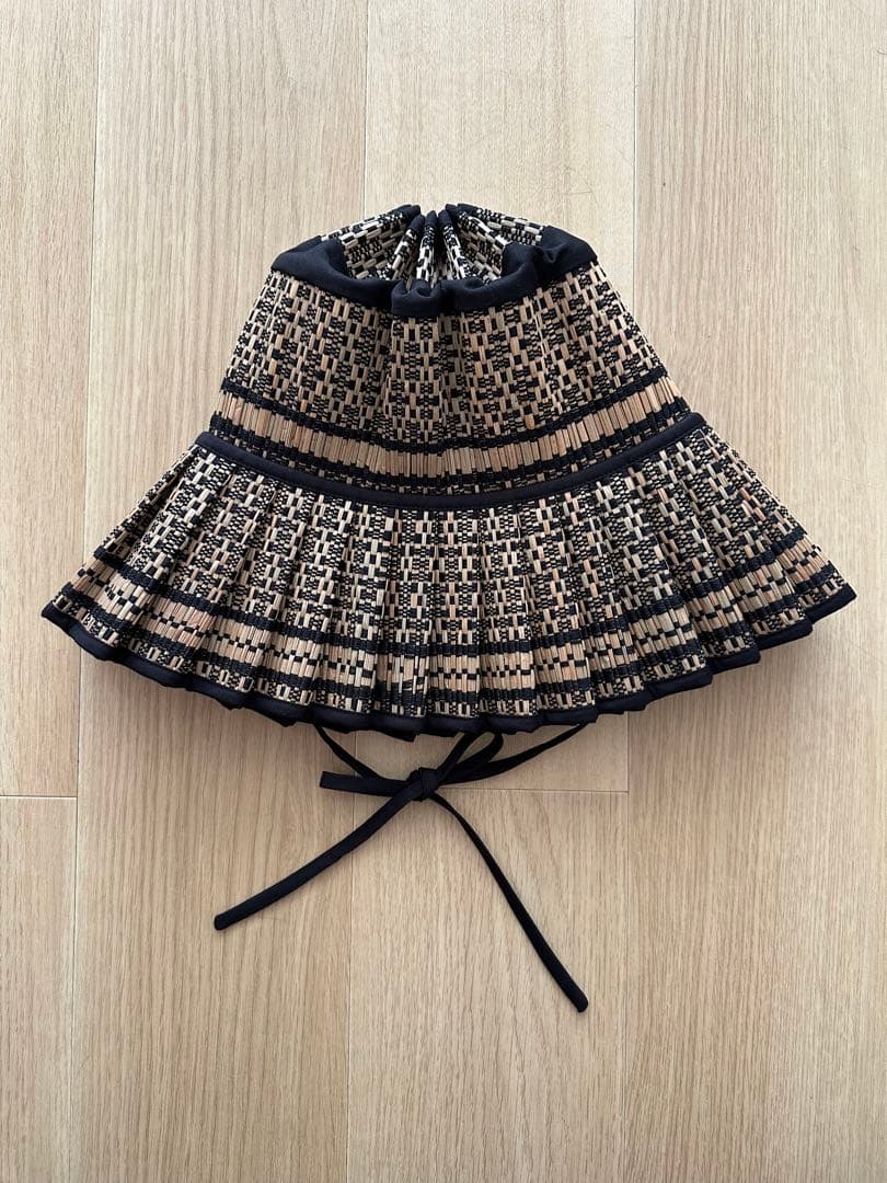 てる　LORNA MURRAY APPAREL Mサイズ　カプリハット