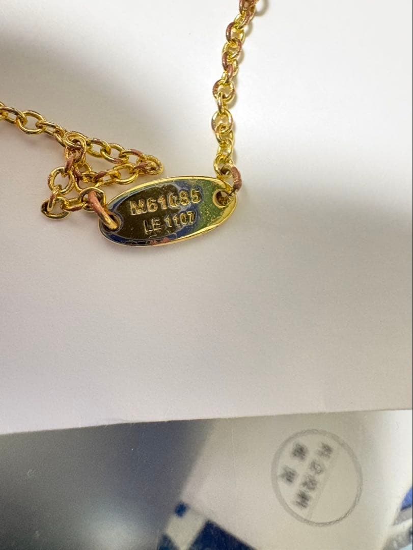 J*様 Louis Vuitton クリスタルネックレス