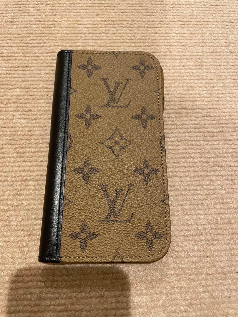 しゃち　ルイヴィトン　携帯ケース　iPhone14プロ