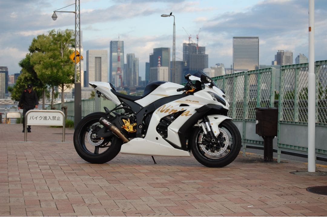 タ*ゴ様 ZX10R ホイール