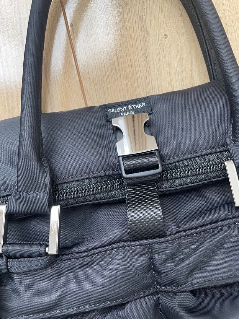 美品 SELENTETHER セレーンエテール CARRY38 シルバーブラック