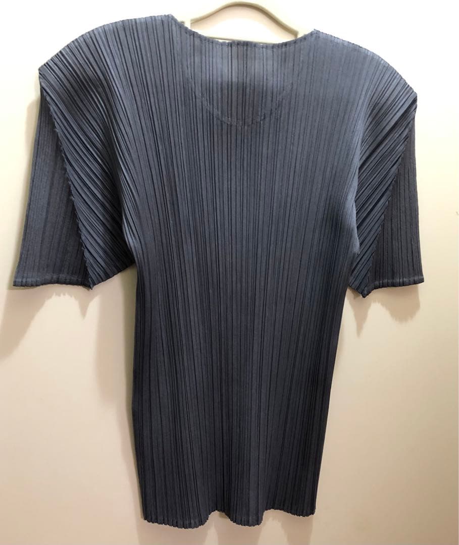 ⑯ PLEATS PLEASE ISSEY MIYAKE