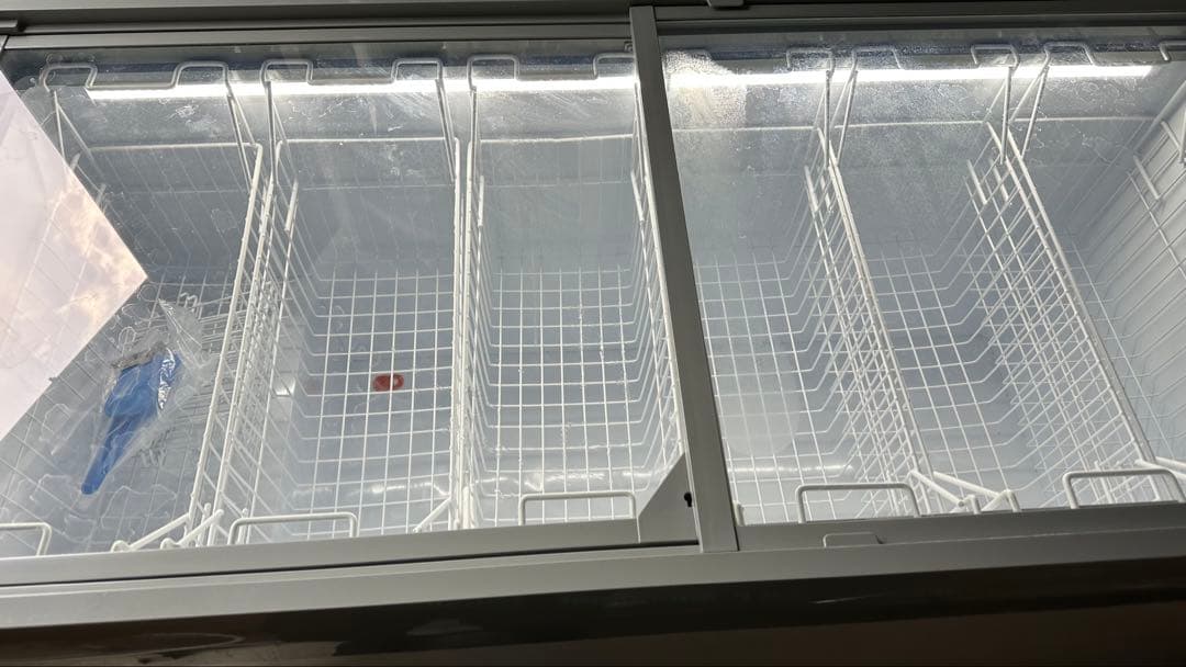 フリーザー ワイヤーバスケット付き デジタル温度表示