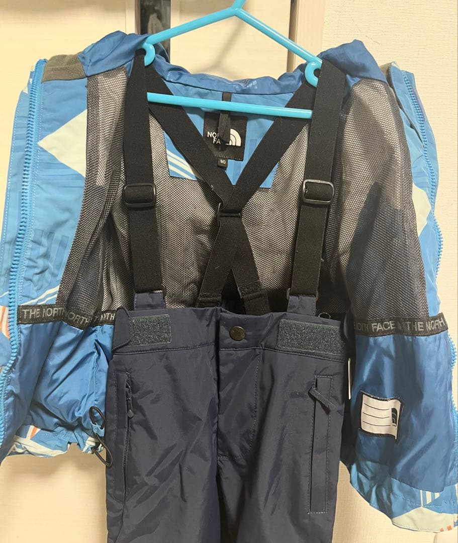 THE NORTH FACE キッズスノーウェア　ジャケット・パンツセット