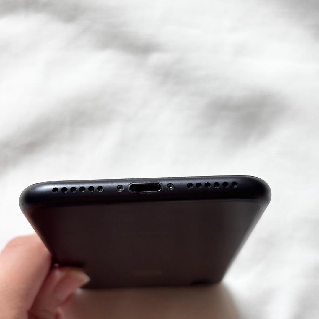 US版 iPhone 7 ブラック 128GB SIMフリー 箱+付属品付き