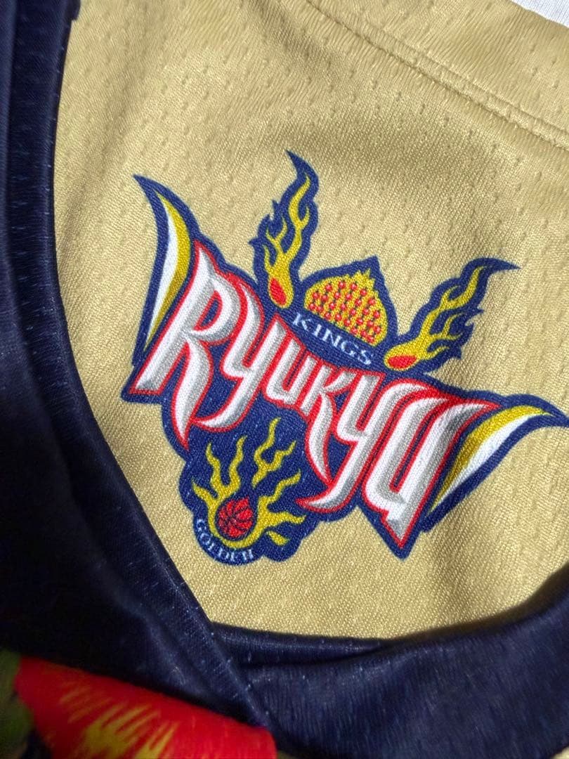 琉球ゴールデンキングス 岸本隆一　ユニフォーム