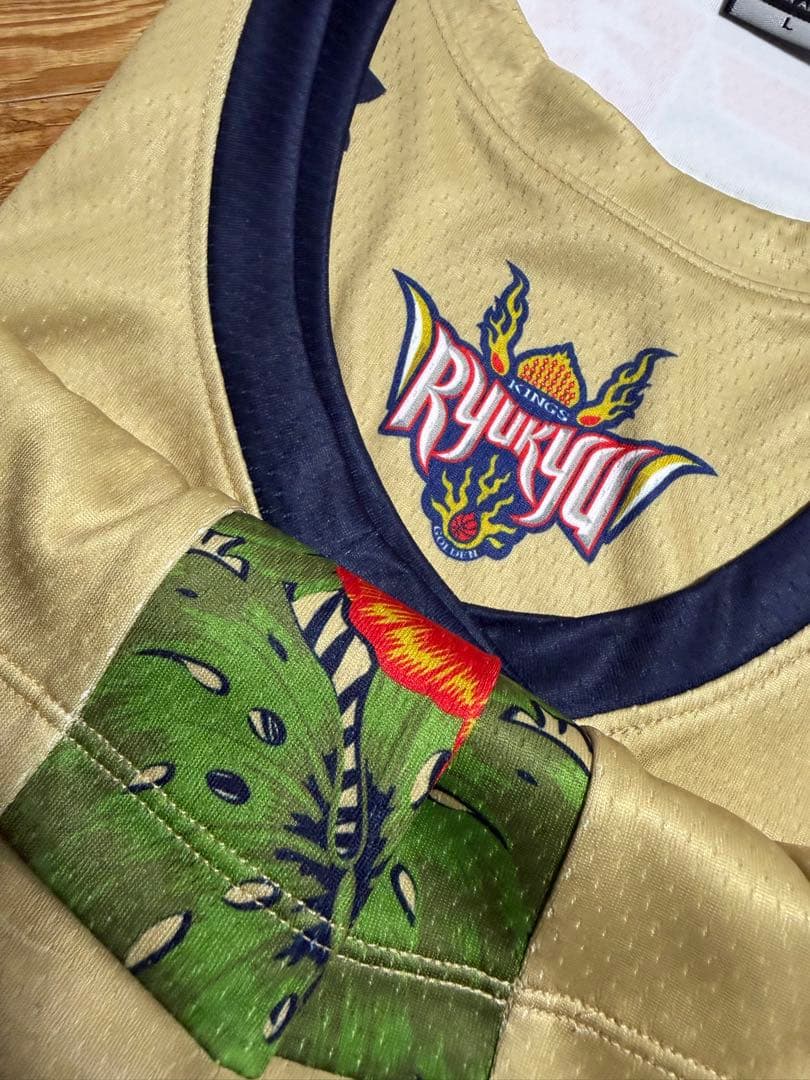 琉球ゴールデンキングス 岸本隆一　ユニフォーム