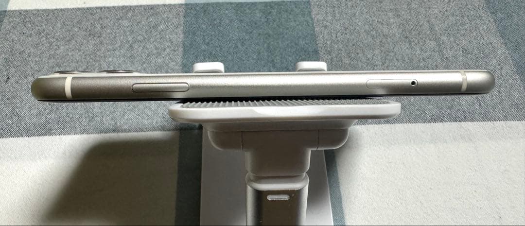 Apple iPhone 11 ホワイト 128GB