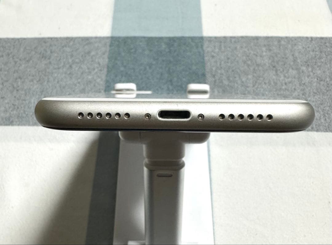 Apple iPhone 11 ホワイト 128GB