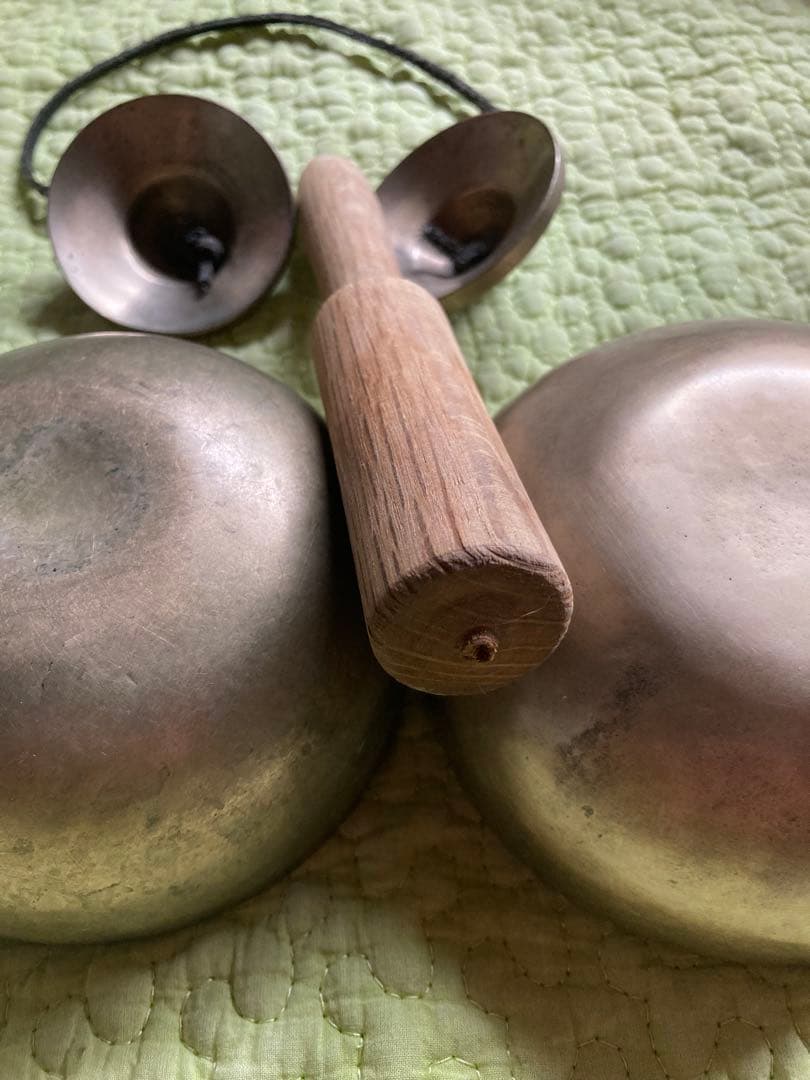 シンギングボウル2個とティンシャのセット