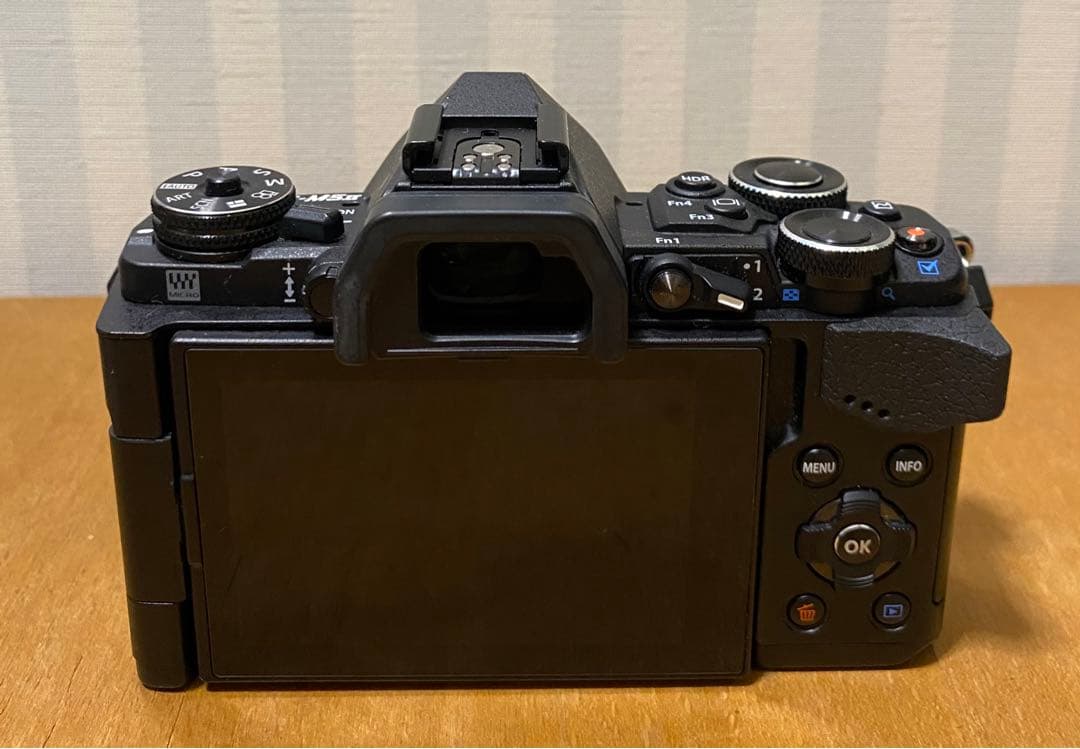 ★OLYMPUS OM-D E-M5Ⅱ レンズ6本セット！