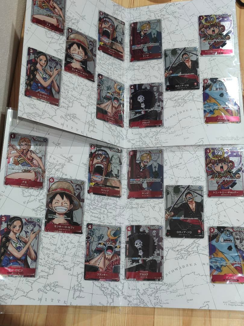 ワンピースカードゲーム　25周年エディションプレミアムカードコレクション 2冊