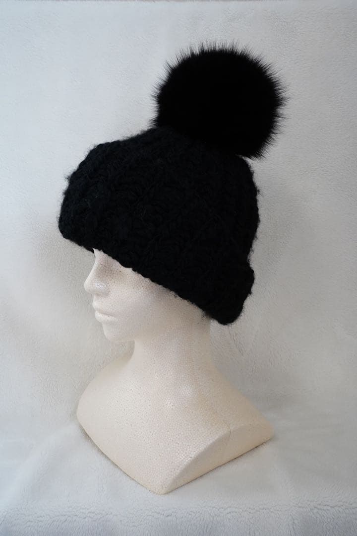 If six was nine ファー　ニット帽