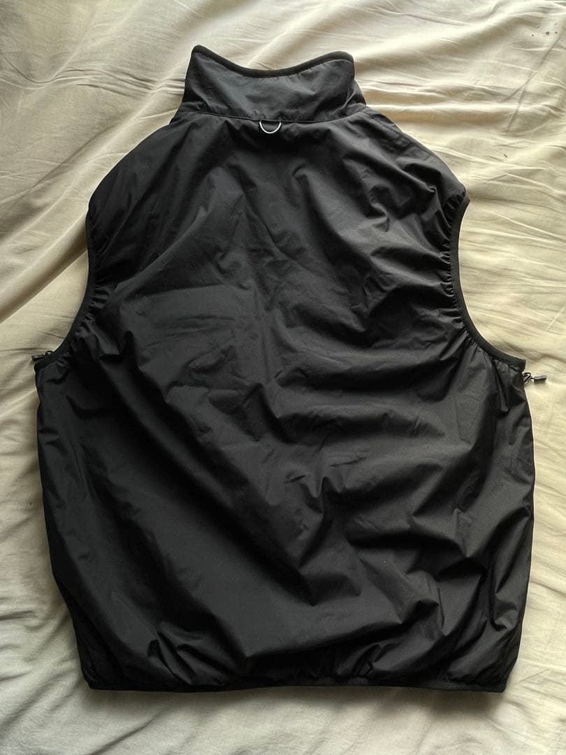 【完売品】TECH REVERSIBLE PULLOVER PUFF VEST