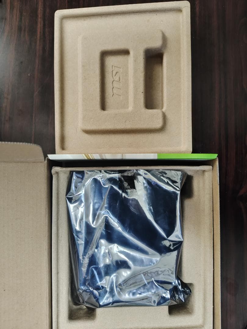 グラフィックボード・グラボ・ビデオカード MSI GeForce RTX 5060 8G INSPIRE ITX OC