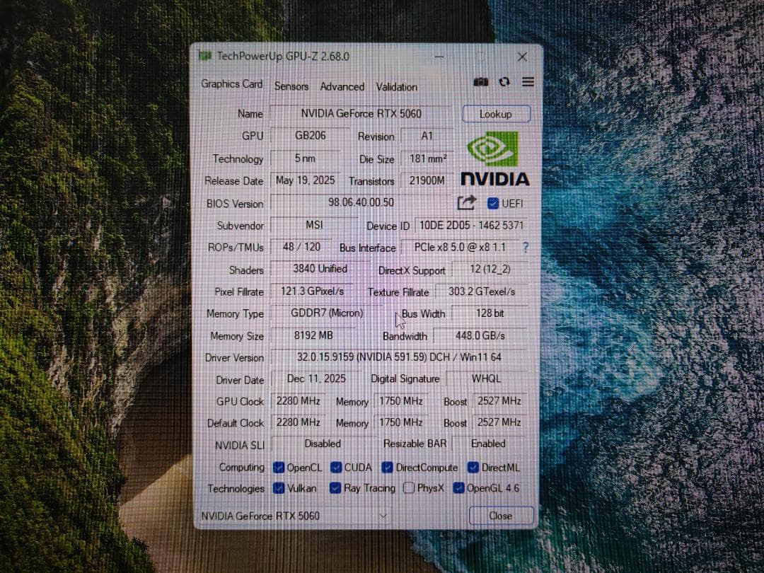グラフィックボード・グラボ・ビデオカード MSI GeForce RTX 5060 8G INSPIRE ITX OC