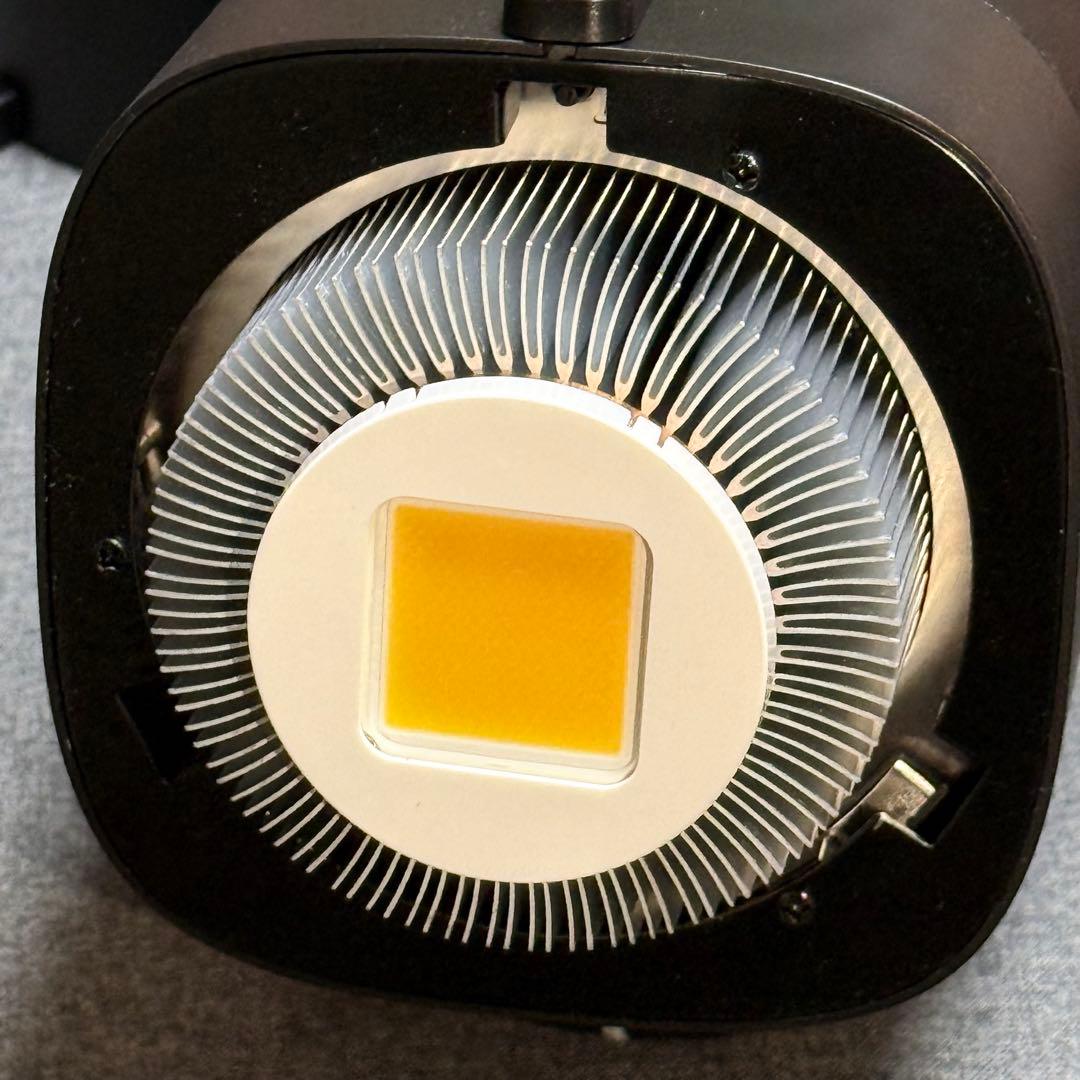 NEEWER スタジオライト CB-150