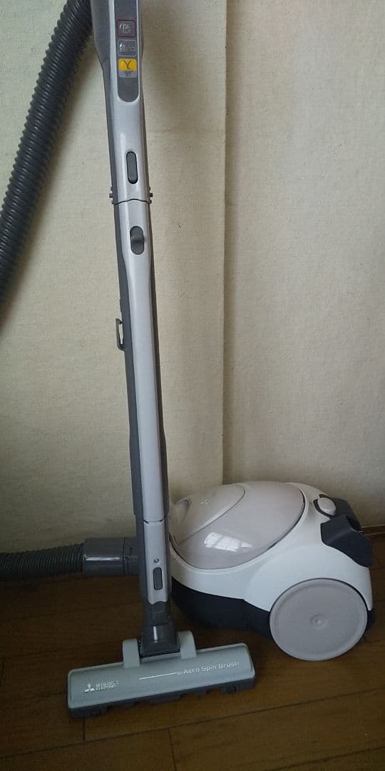 22年製❗軽量型、三菱、紙パック式掃除機(エアーノズル)