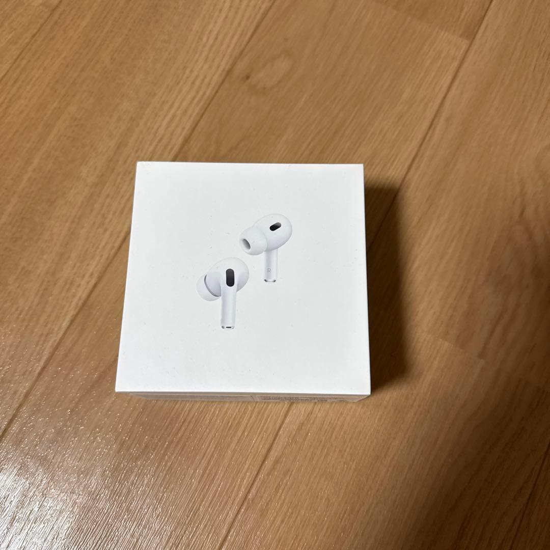 チ*ー様 AirPods Pro2本体 ホワイト 充電ケース付き