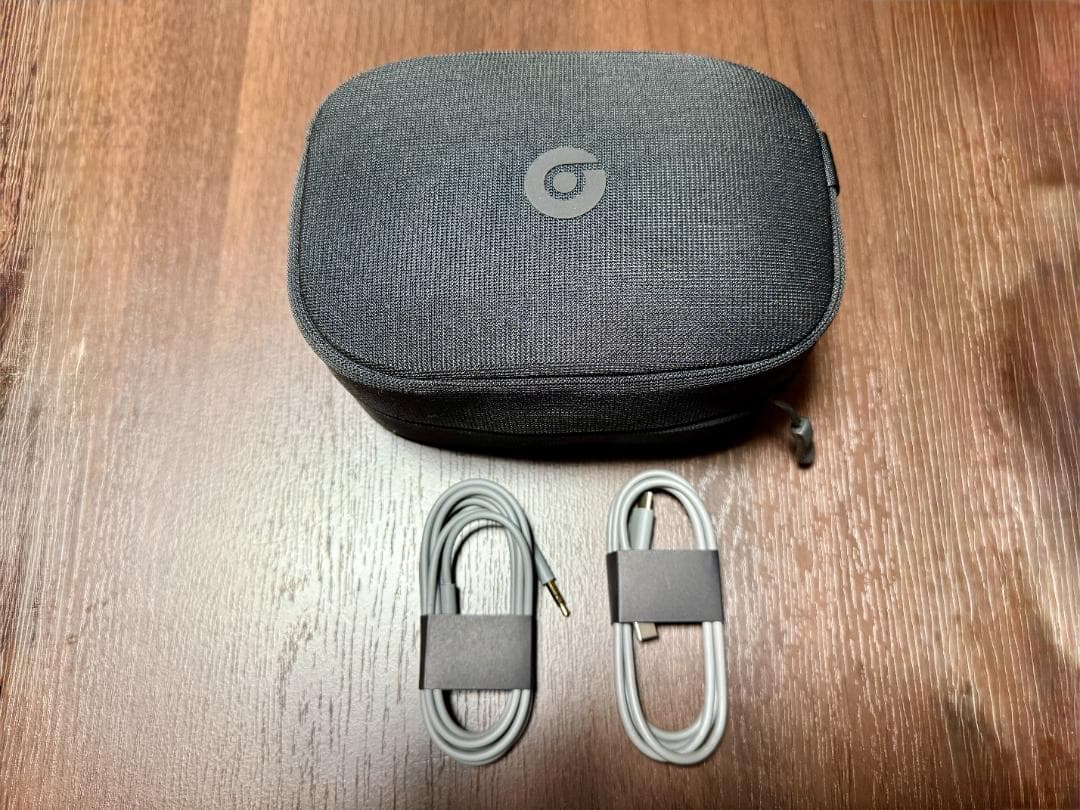 美品　Beats Studio Pro サンドストーン　AppleCare+付き