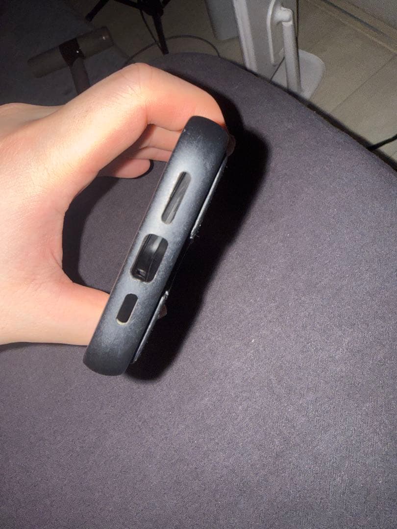 PRADA iPhone14プロケース 本物