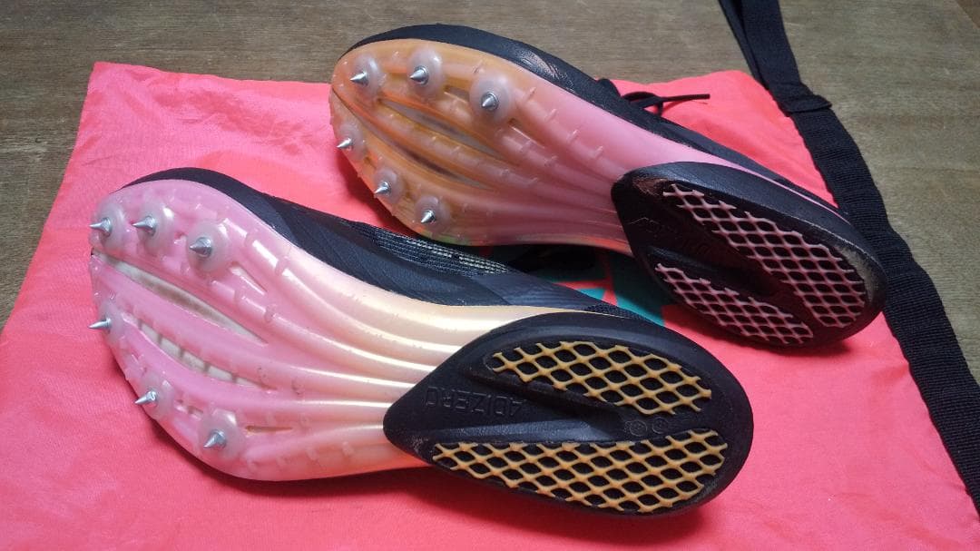 アディゼロ スパイク 24.5センチ 陸上