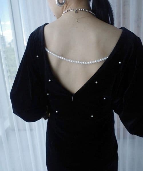 Ameri♡ BACK OPEN PEARL VELOUR DRESS